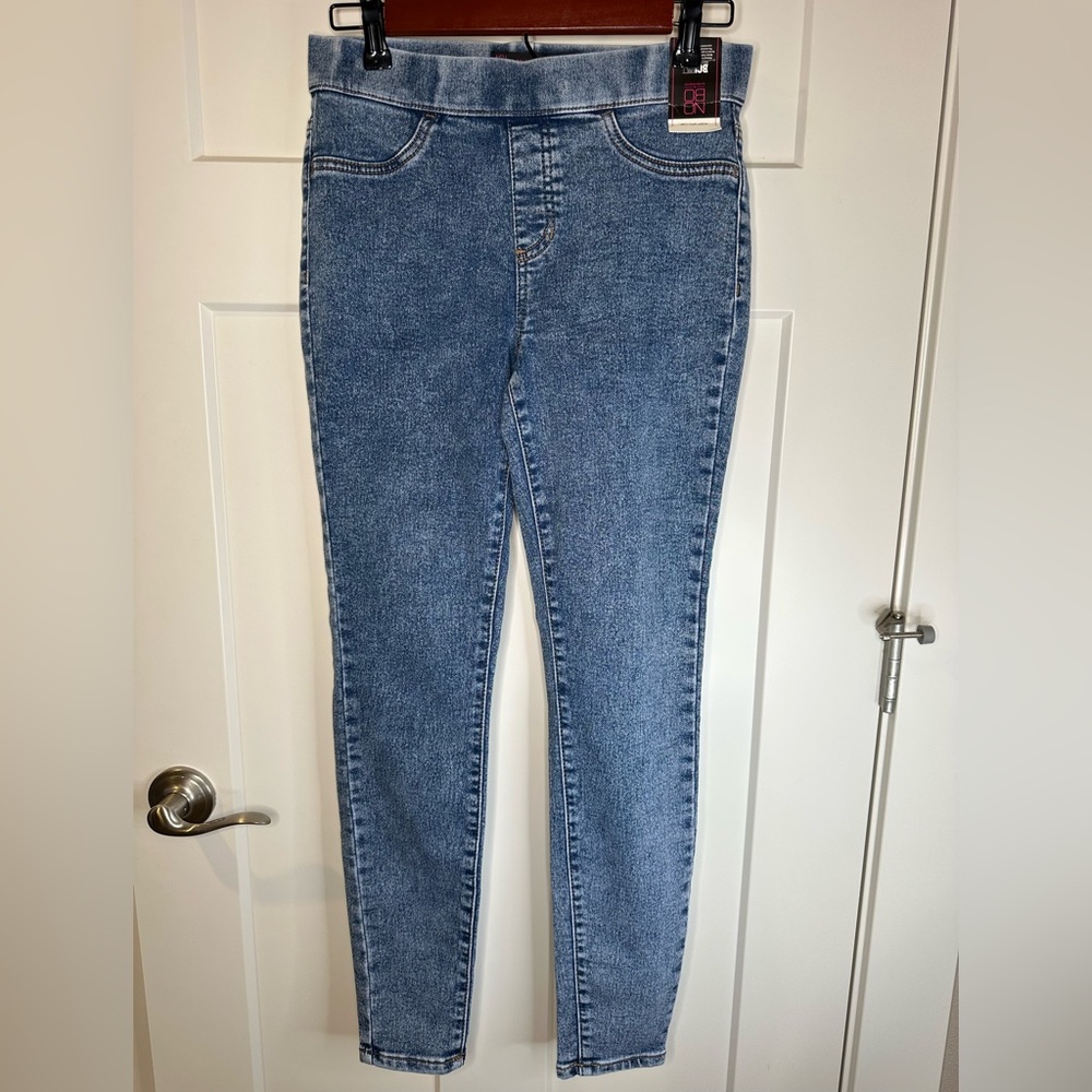 No Boundaries Blue Stretch Jeggings – Pull-On Skinny‎ Jeans, Size M (7–9)
